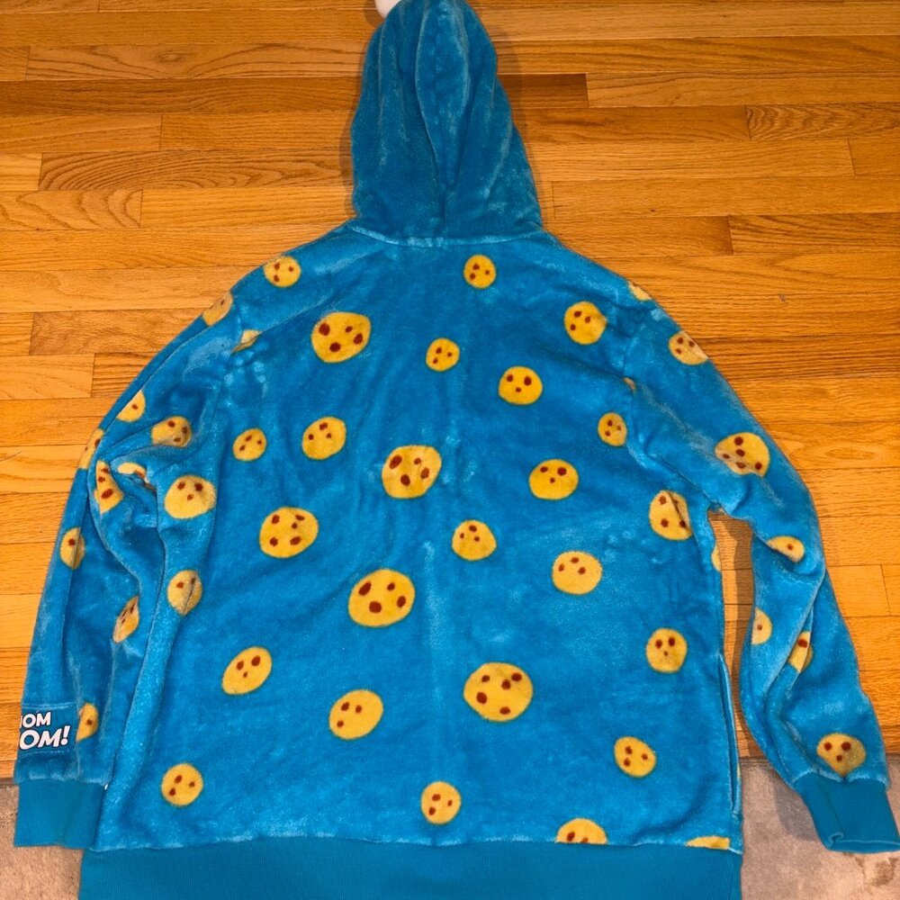Sesame Street Fuzzy Blue Cookie Monster Hoodie - Picture 2 of 11